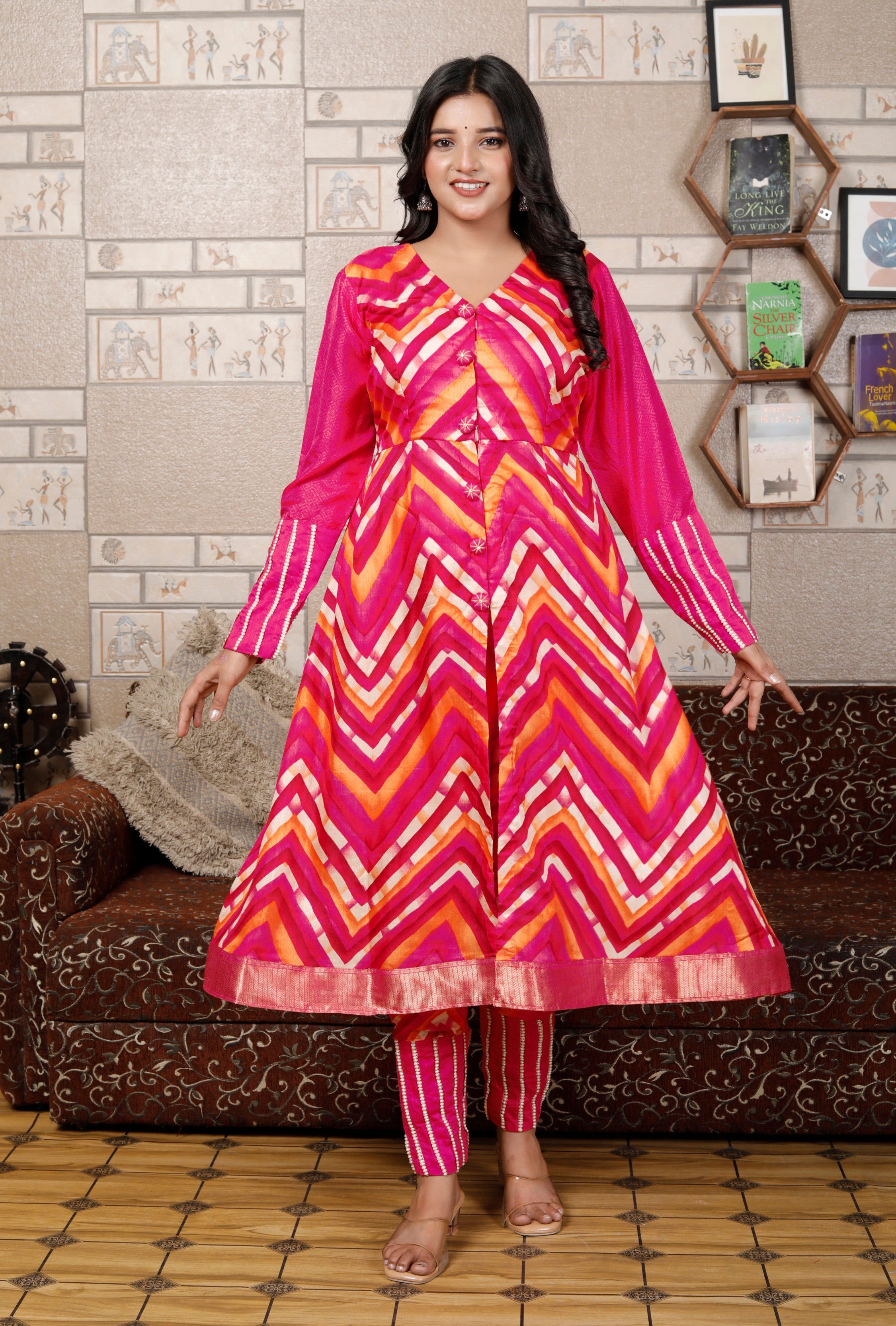 Pink Silk Laheriya Pearl Border